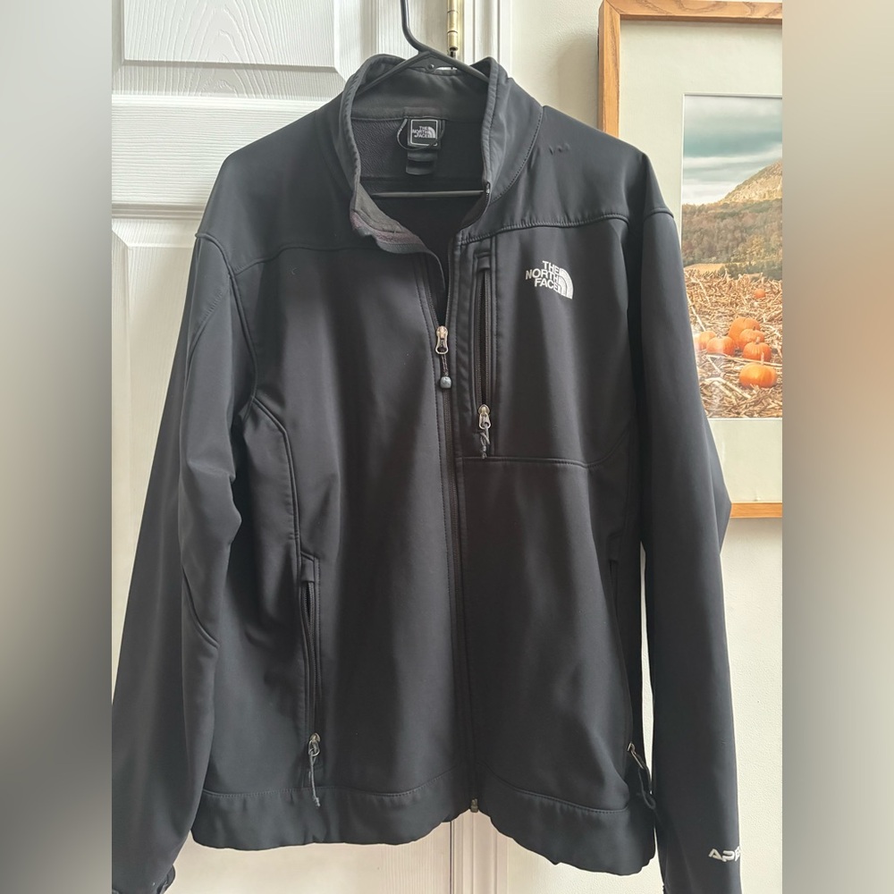 The North Face Men's Black Performance Jacket